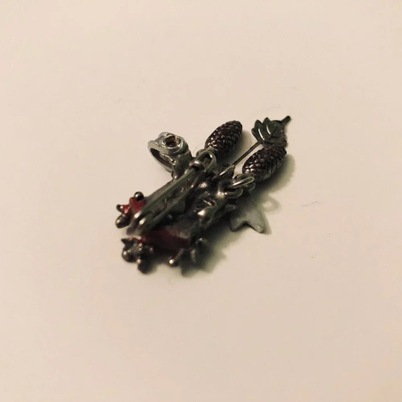 Vintage Triberg Germany Cuckoo  Clock Souvenir Lapel Pin Brooch - Picture 8 of 10